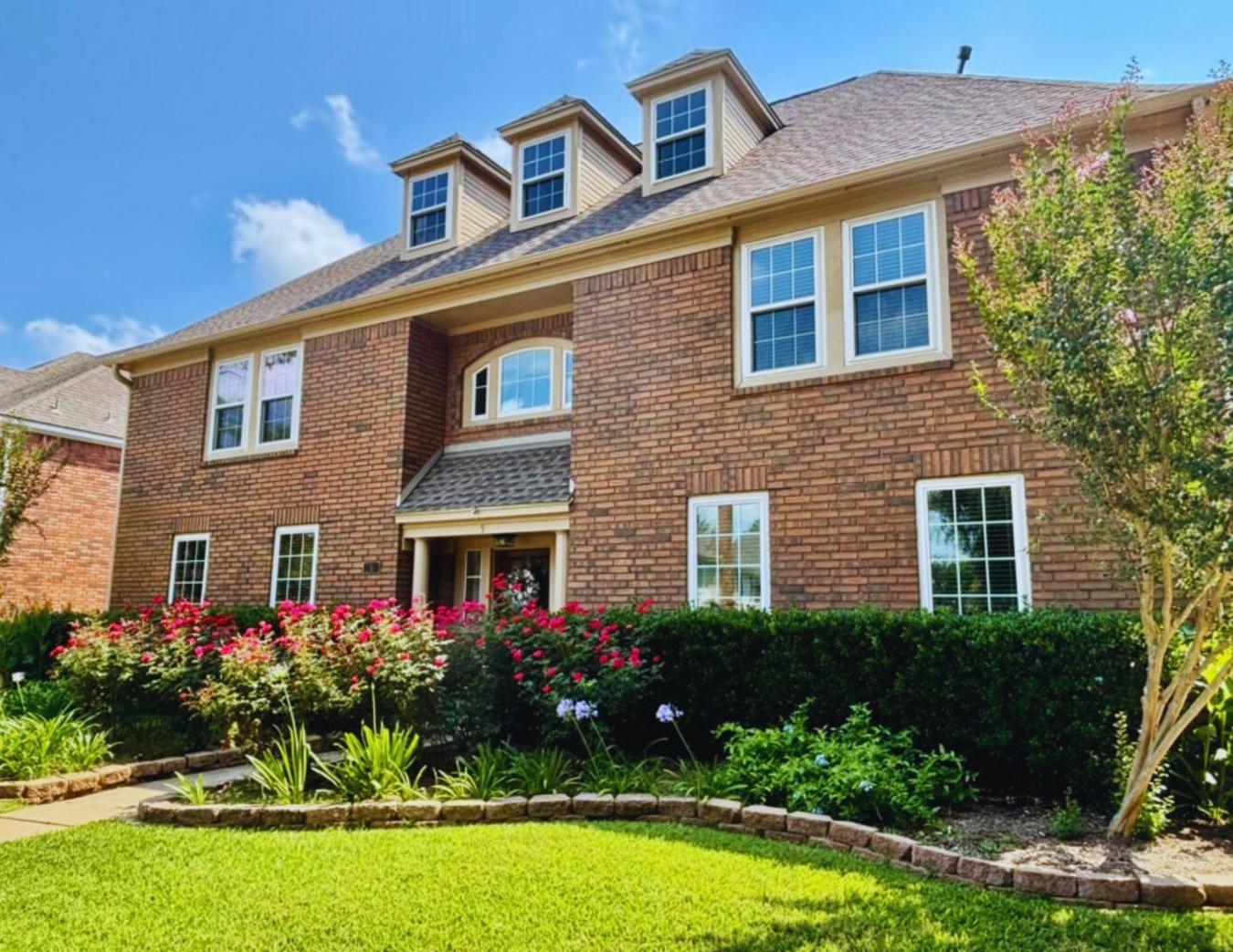 Sugar Land, Texas, 77479, United States, 4 Bedrooms Bedrooms, ,3 BathroomsBathrooms,Residential,For Sale,1731117