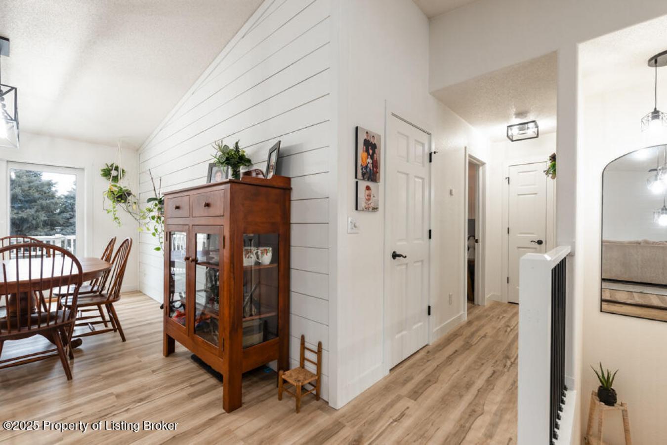 Dickinson, North Dakota, 58601, United States, 4 Bedrooms Bedrooms, ,4 BathroomsBathrooms,Residential,For Sale,1731112