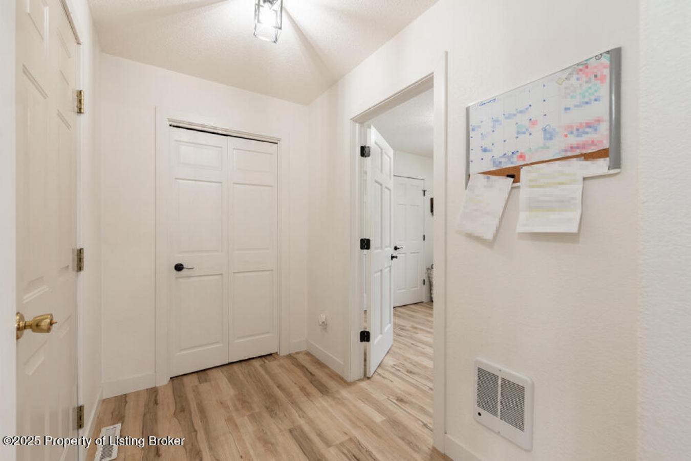 Dickinson, North Dakota, 58601, United States, 4 Bedrooms Bedrooms, ,4 BathroomsBathrooms,Residential,For Sale,1731112