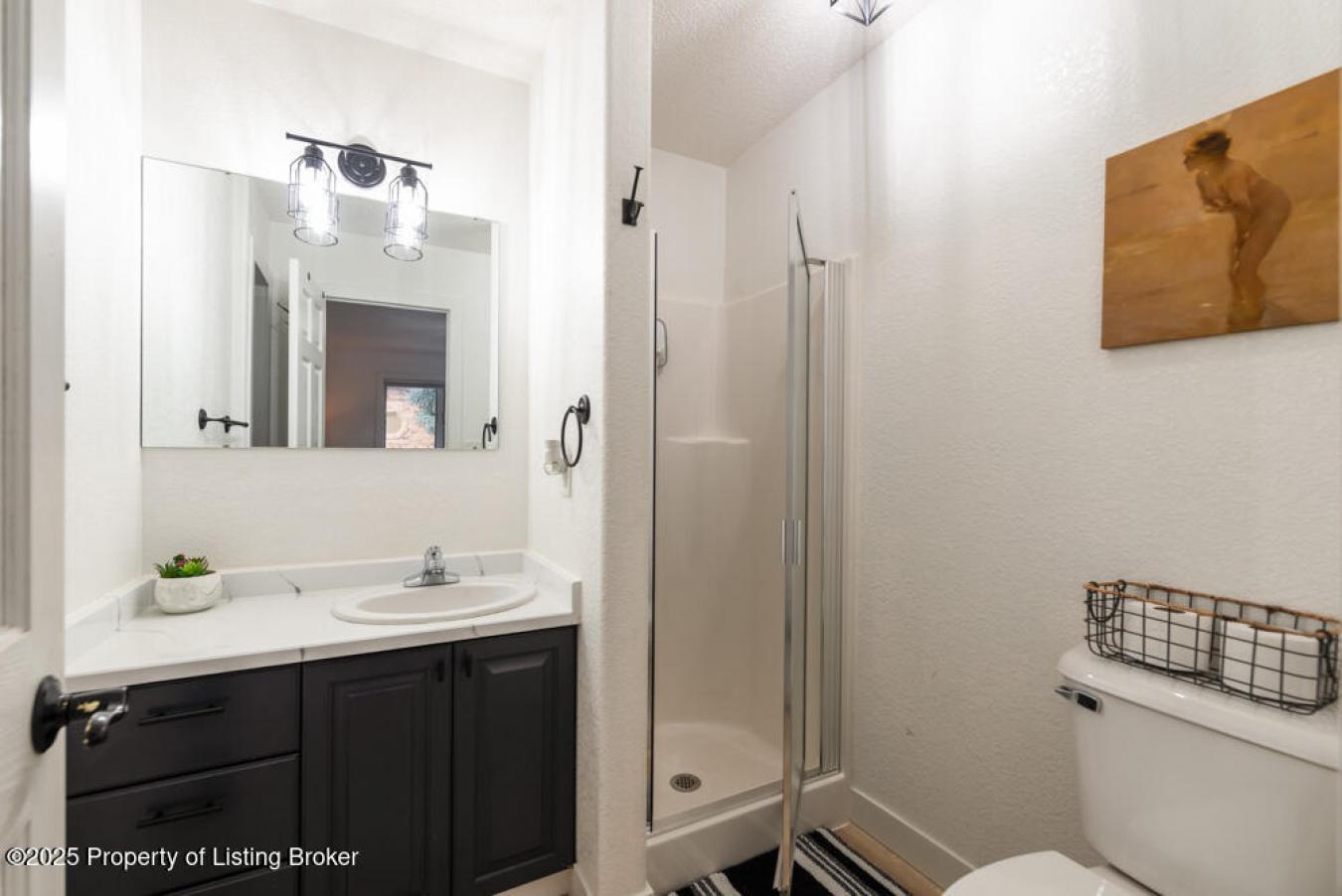 Dickinson, North Dakota, 58601, United States, 4 Bedrooms Bedrooms, ,4 BathroomsBathrooms,Residential,For Sale,1731112