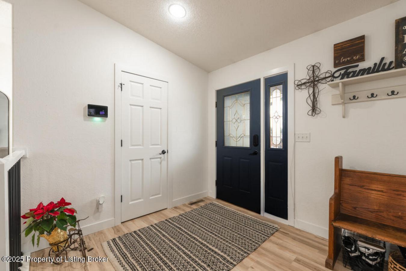 Dickinson, North Dakota, 58601, United States, 4 Bedrooms Bedrooms, ,4 BathroomsBathrooms,Residential,For Sale,1731112