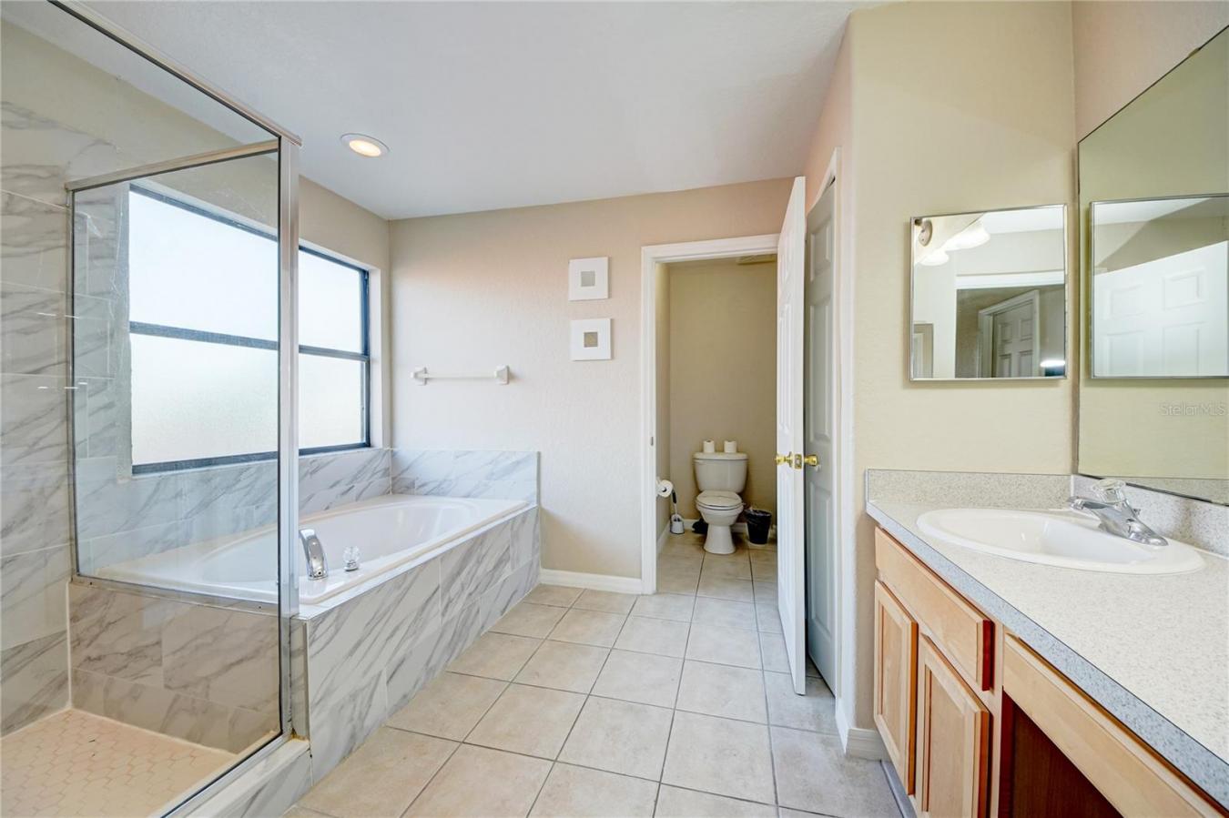 CLERMONT, Florida, 34714, United States, 5 Bedrooms Bedrooms, ,3 BathroomsBathrooms,Residential,For Sale,1731097