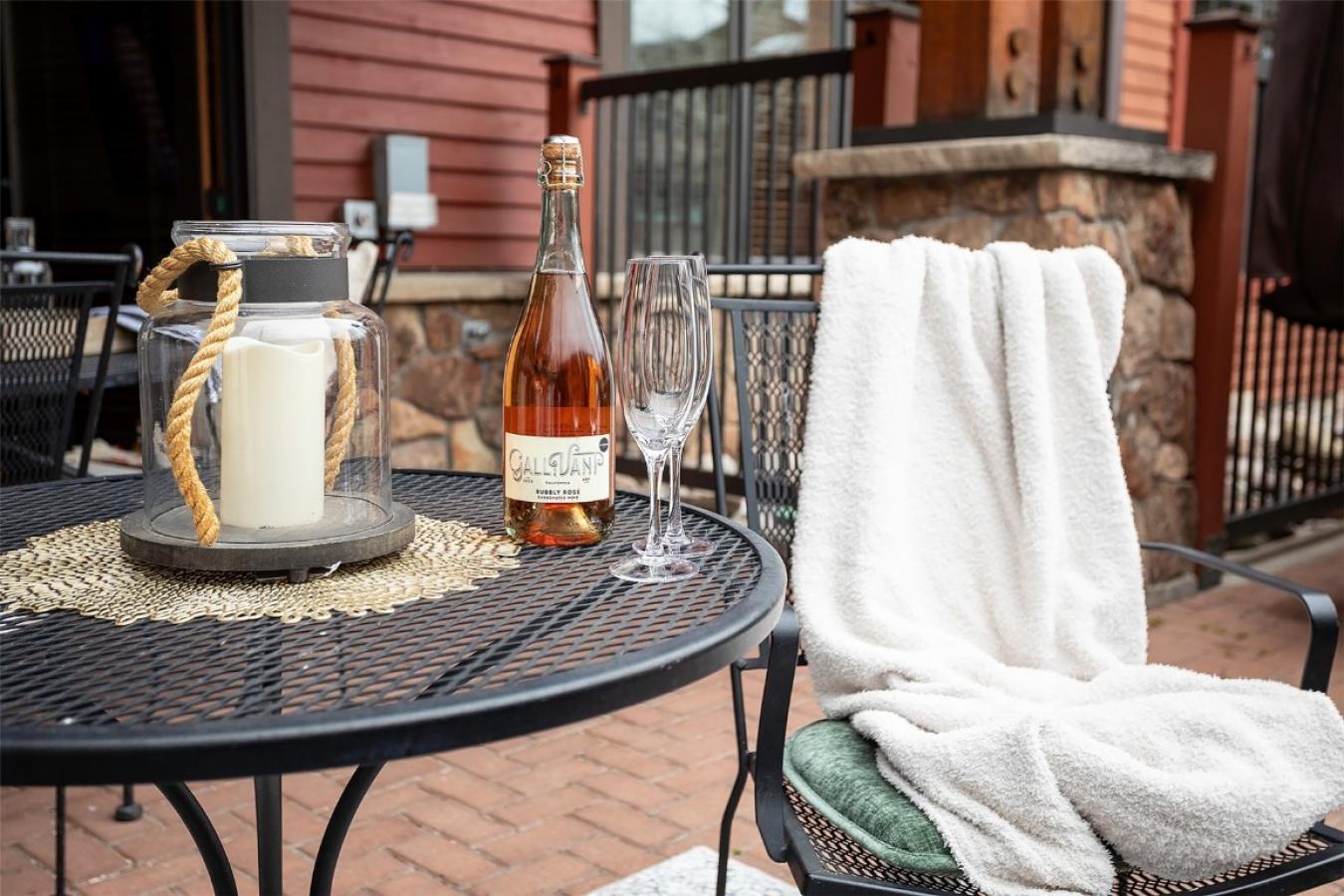 Steamboat Springs, Colorado, 80487, United States, 4 Bedrooms Bedrooms, ,4 BathroomsBathrooms,Residential,For Sale,1732317