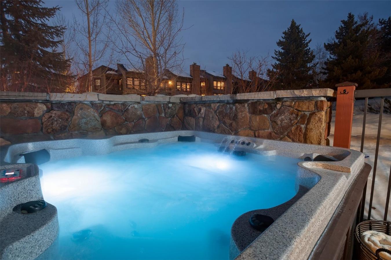 Steamboat Springs, Colorado, 80487, United States, 4 Bedrooms Bedrooms, ,4 BathroomsBathrooms,Residential,For Sale,1732317