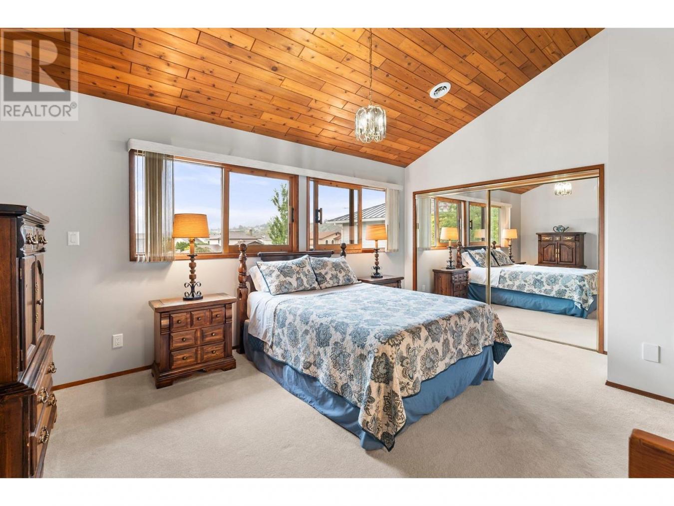 Penticton, BC, V2A3V2, Canada, 2 Bedrooms Bedrooms, ,3 BathroomsBathrooms,Residential,For Sale,1732311
