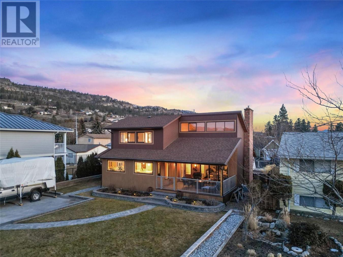 Penticton, BC, V2A3V2, Canada, 2 Bedrooms Bedrooms, ,3 BathroomsBathrooms,Residential,For Sale,1732311