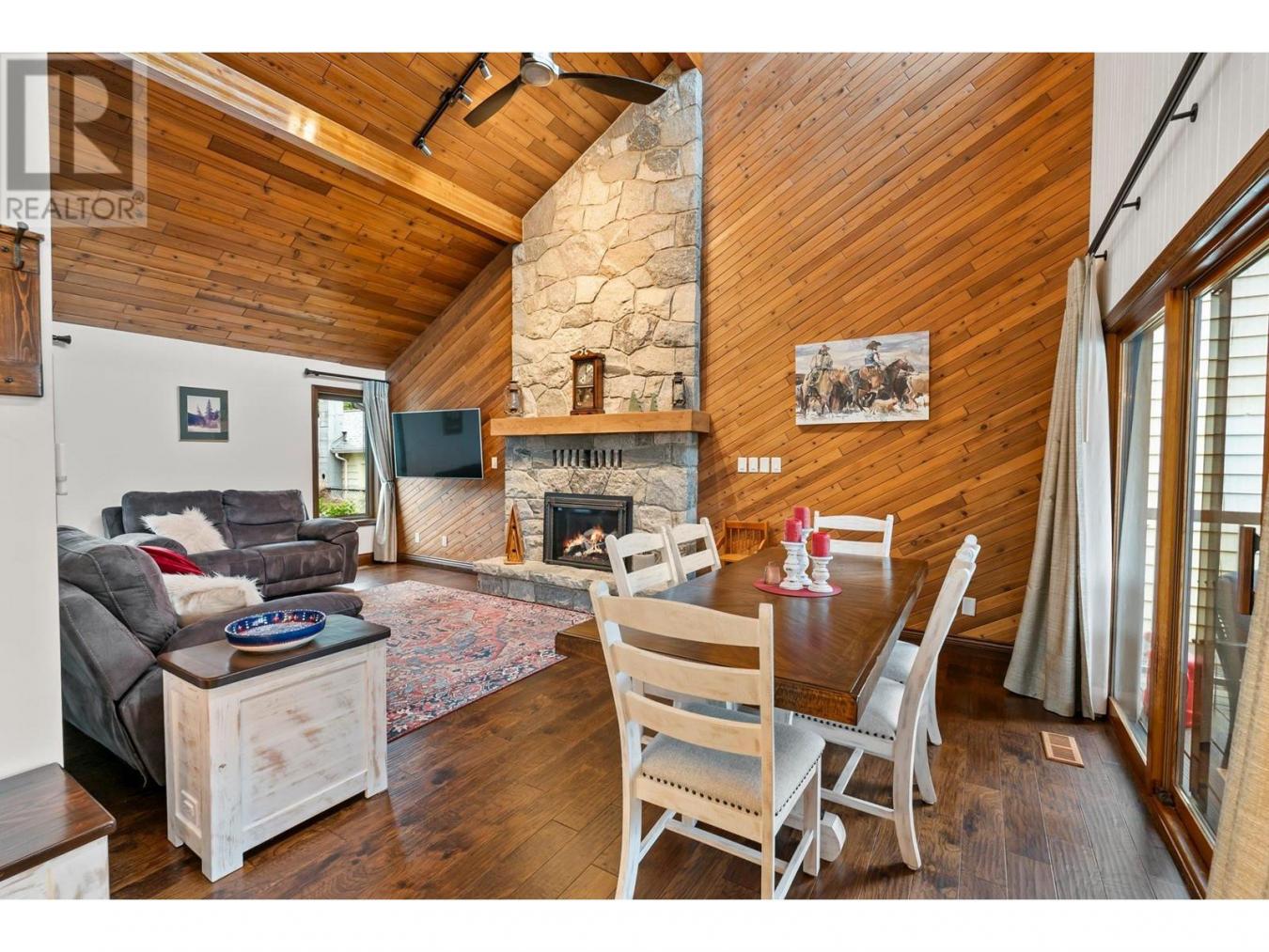 Penticton, BC, V2A3V2, Canada, 2 Bedrooms Bedrooms, ,3 BathroomsBathrooms,Residential,For Sale,1732311