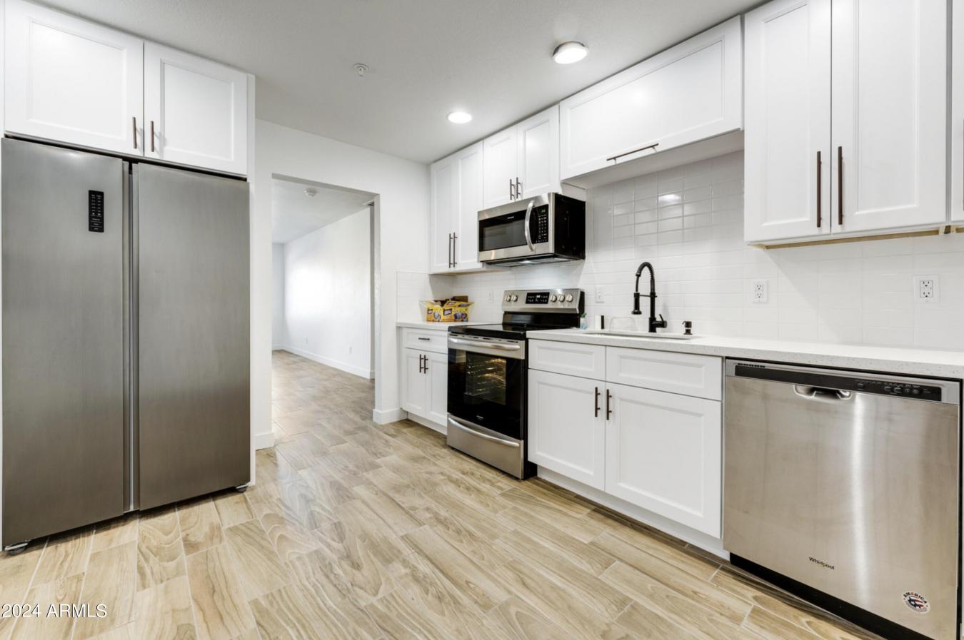 Phoenix, Arizona, 85041, United States, 12 Bedrooms Bedrooms, ,6 BathroomsBathrooms,Residential,For Sale,1732305