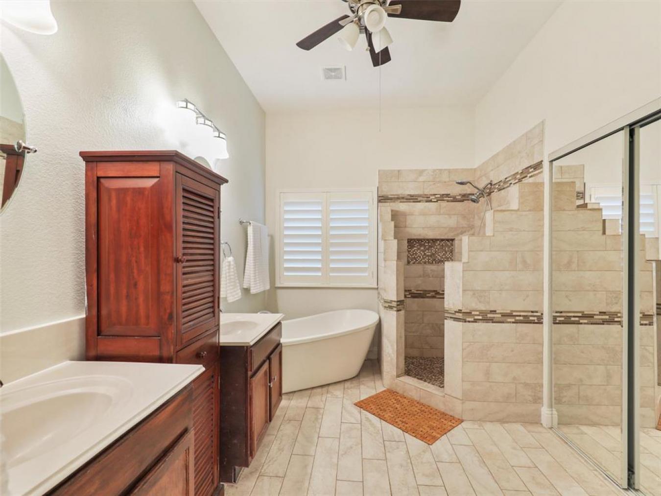 McKinney, Texas, 75072, United States, 4 Bedrooms Bedrooms, ,2 BathroomsBathrooms,Residential,For Sale,1732304