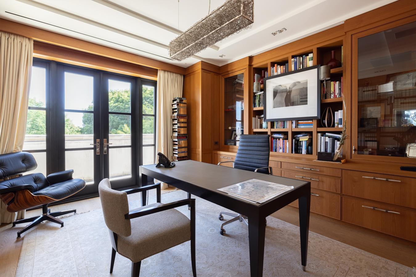 Toronto, ON, M5R 2W1, Canada, 6 Bedrooms Bedrooms, ,9 BathroomsBathrooms,Residential,For Sale,1734287
