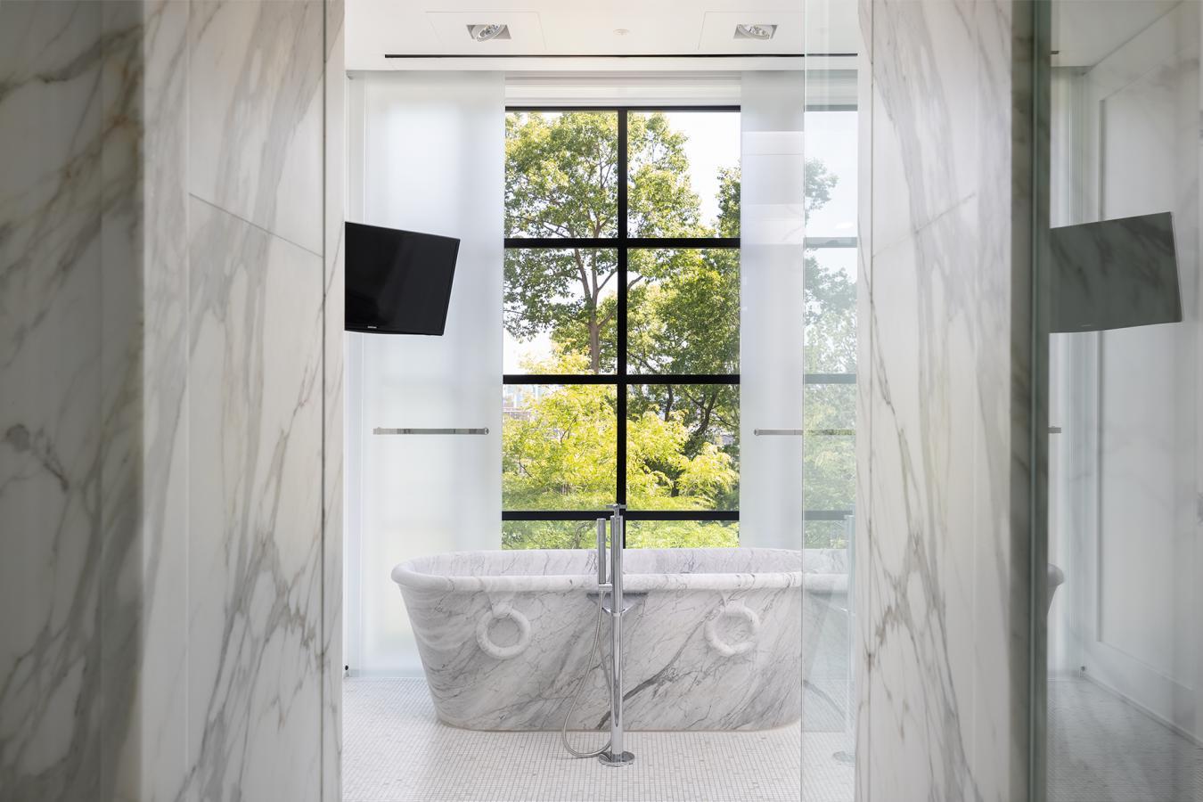 Toronto, ON, M5R 2W1, Canada, 6 Bedrooms Bedrooms, ,9 BathroomsBathrooms,Residential,For Sale,1734287