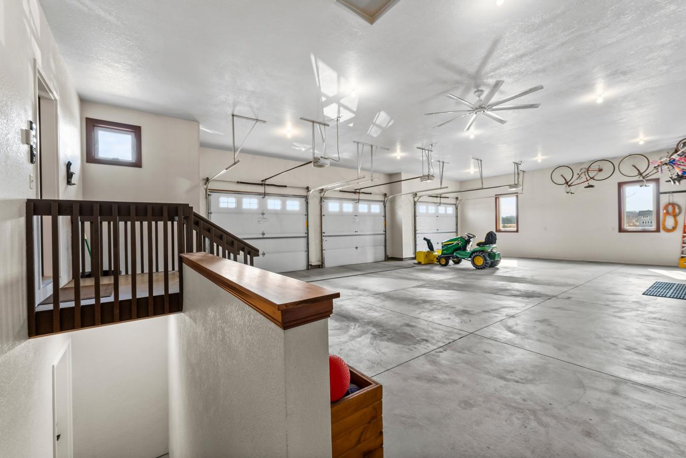 Otsego, Minnesota, 55362, United States, 5 Bedrooms Bedrooms, ,3 BathroomsBathrooms,Residential,For Sale,1732303
