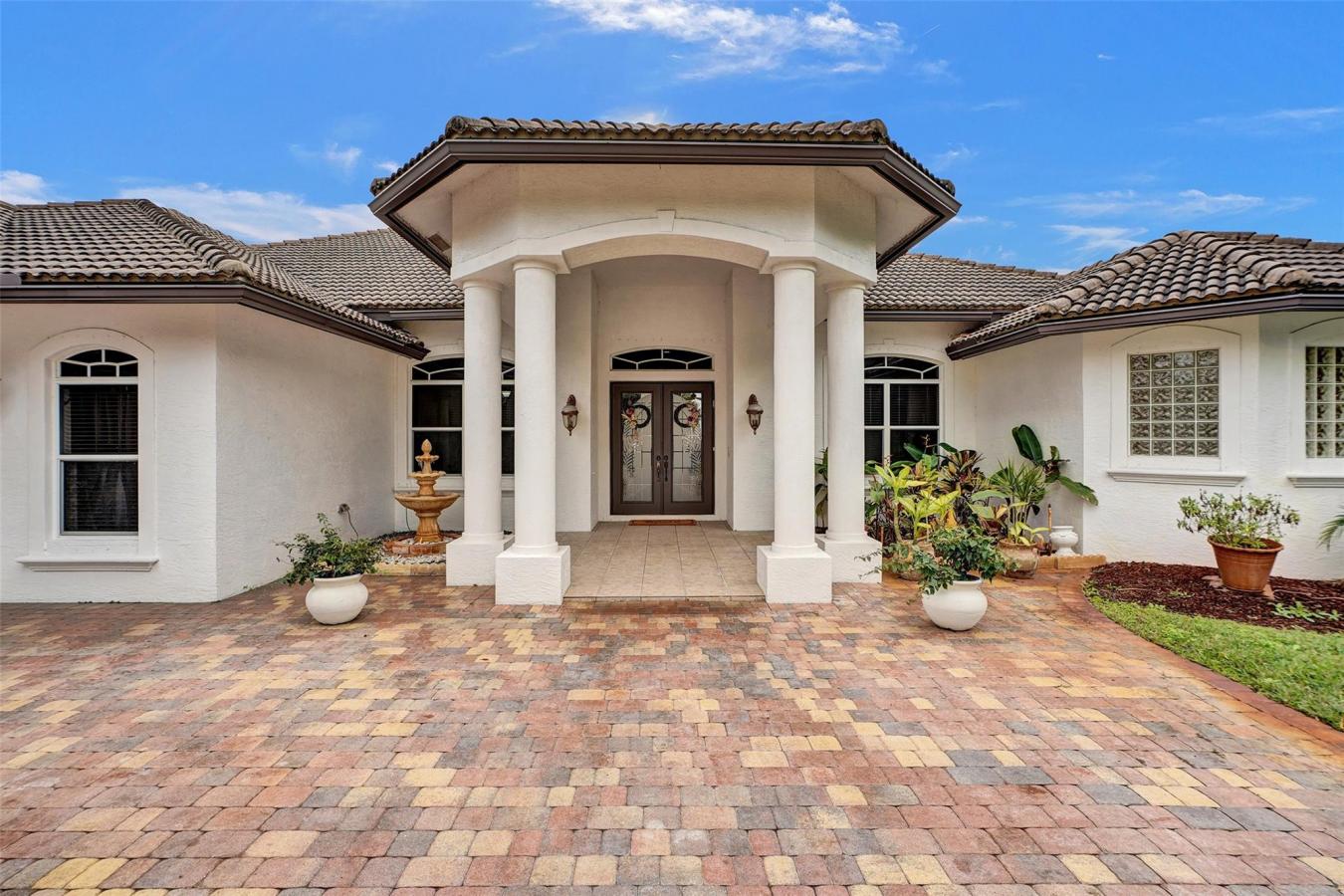 Delray Beach, Florida, 33446, United States, 5 Bedrooms Bedrooms, ,4 BathroomsBathrooms,Residential,For Sale,1732299