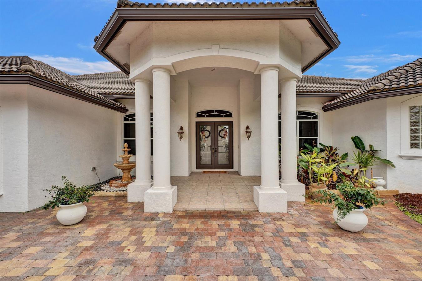 Delray Beach, Florida, 33446, United States, 5 Bedrooms Bedrooms, ,4 BathroomsBathrooms,Residential,For Sale,1732299