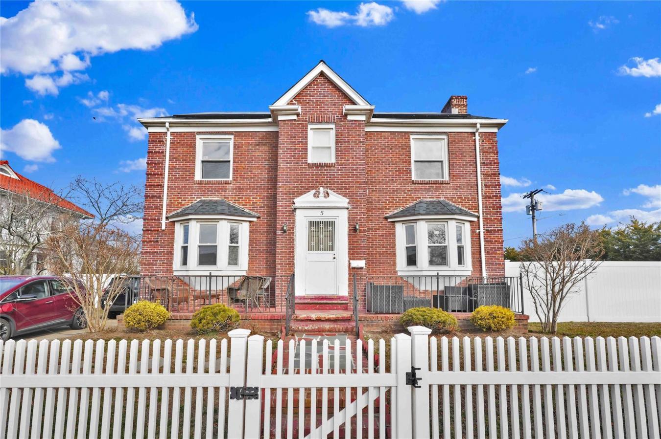 Long Beach, New York, 11561, United States, 4 Bedrooms Bedrooms, ,4 BathroomsBathrooms,Residential,For Sale,1732296