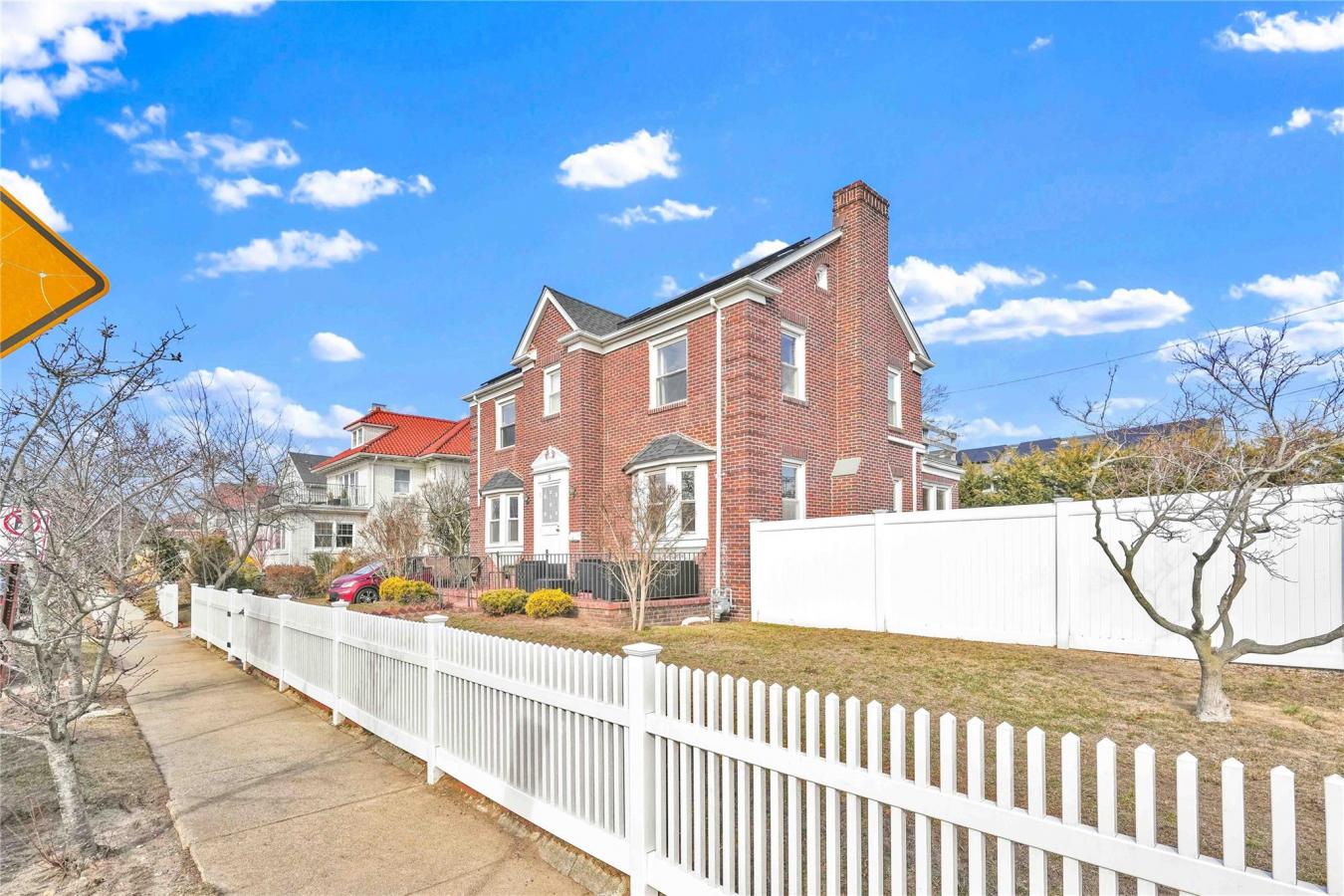 Long Beach, New York, 11561, United States, 4 Bedrooms Bedrooms, ,4 BathroomsBathrooms,Residential,For Sale,1732296