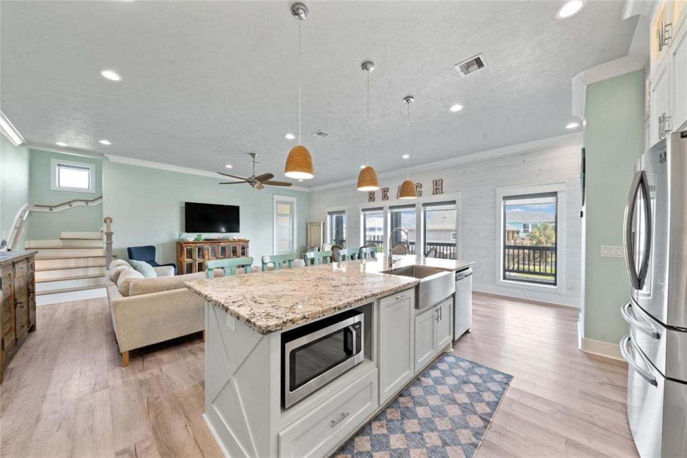 Crystal Beach, Texas, 77650, United States, 5 Bedrooms Bedrooms, ,5 BathroomsBathrooms,Residential,For Sale,1732295