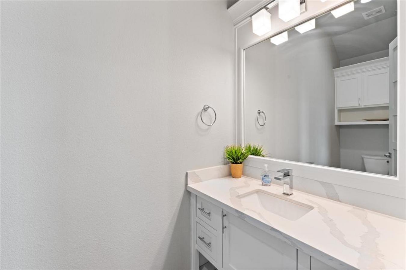 Crystal Beach, Texas, 77650, United States, 5 Bedrooms Bedrooms, ,5 BathroomsBathrooms,Residential,For Sale,1732295