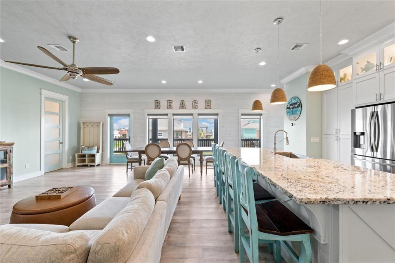 Crystal Beach, Texas, 77650, United States, 5 Bedrooms Bedrooms, ,5 BathroomsBathrooms,Residential,For Sale,1732295