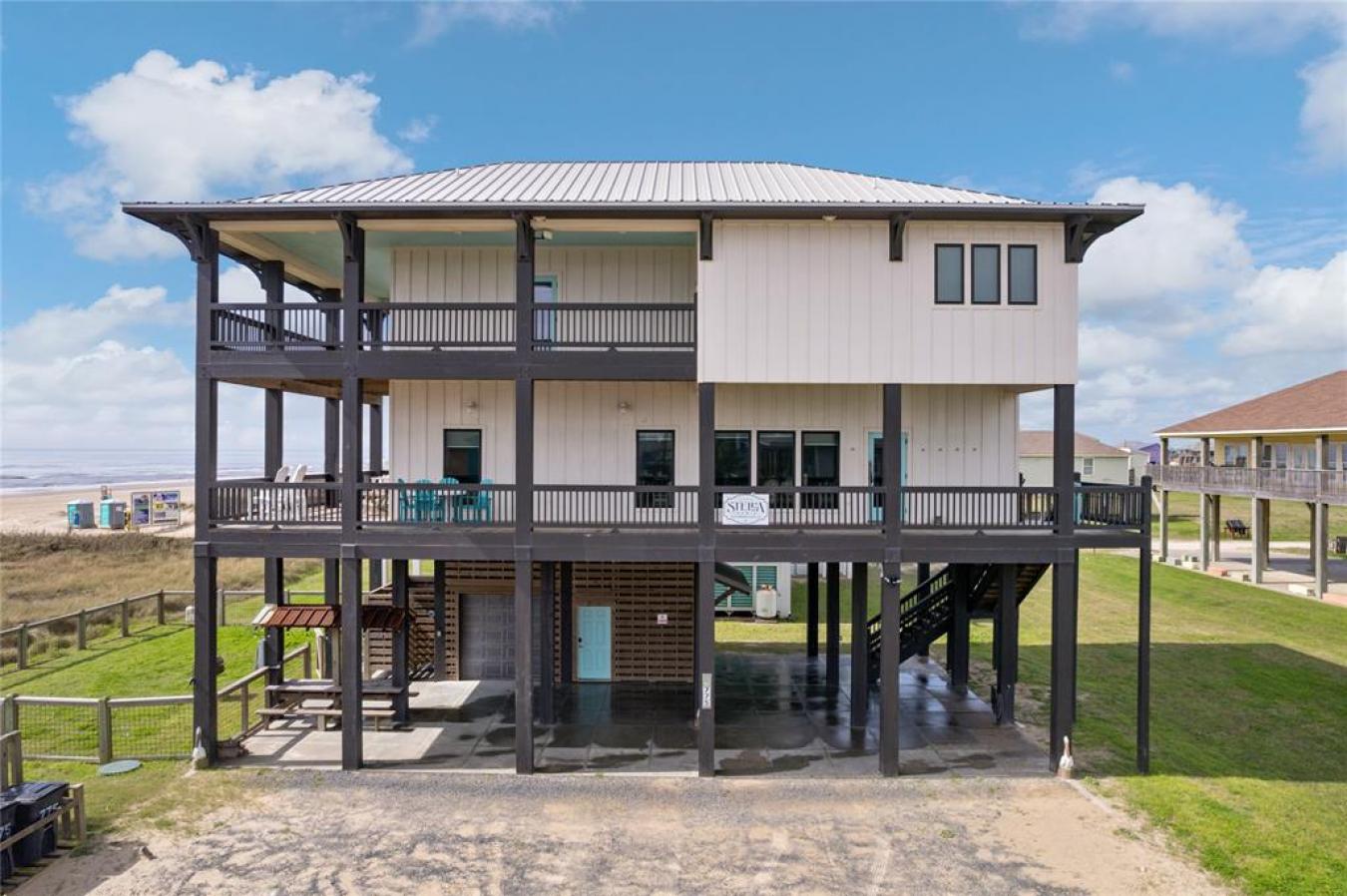 Crystal Beach, Texas, 77650, United States, 5 Bedrooms Bedrooms, ,5 BathroomsBathrooms,Residential,For Sale,1732295