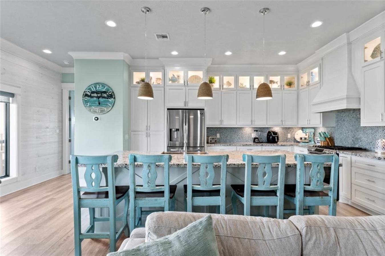 Crystal Beach, Texas, 77650, United States, 5 Bedrooms Bedrooms, ,5 BathroomsBathrooms,Residential,For Sale,1732295