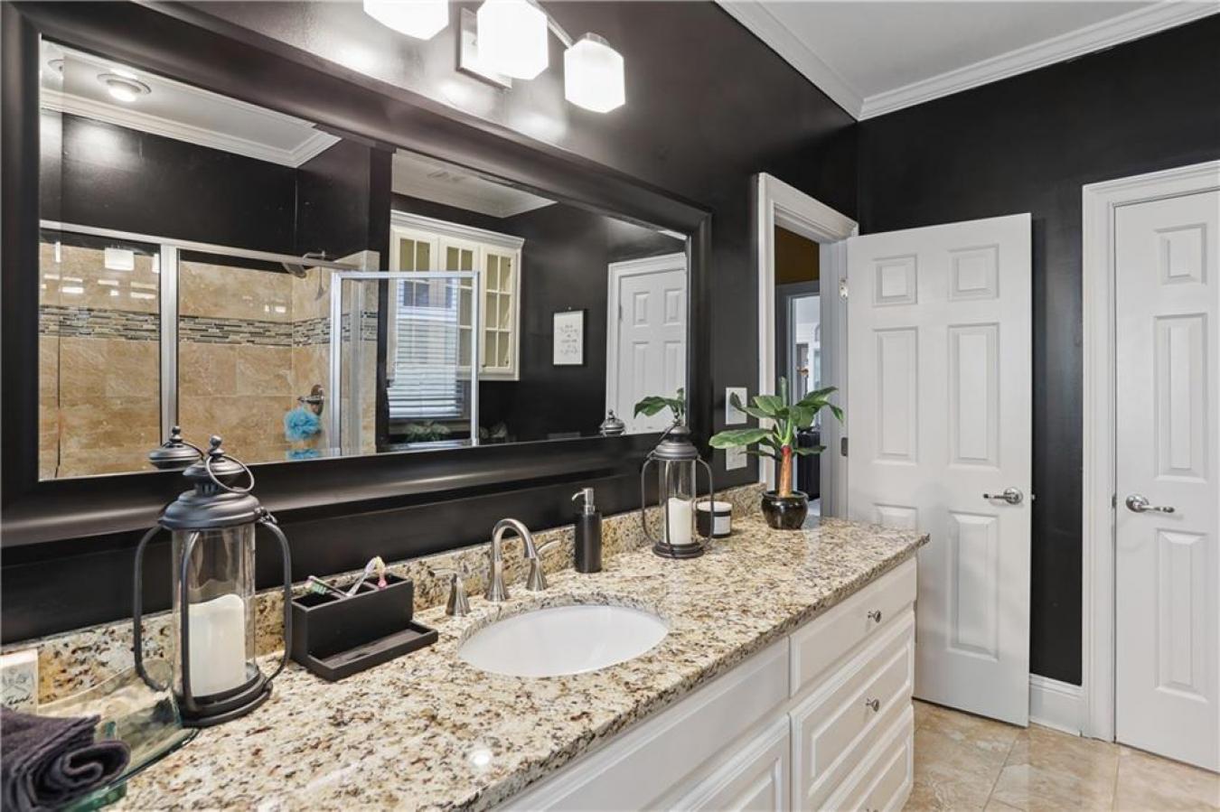 Roswell, Georgia, 30076, United States, 6 Bedrooms Bedrooms, ,4 BathroomsBathrooms,Residential,For Sale,1733808