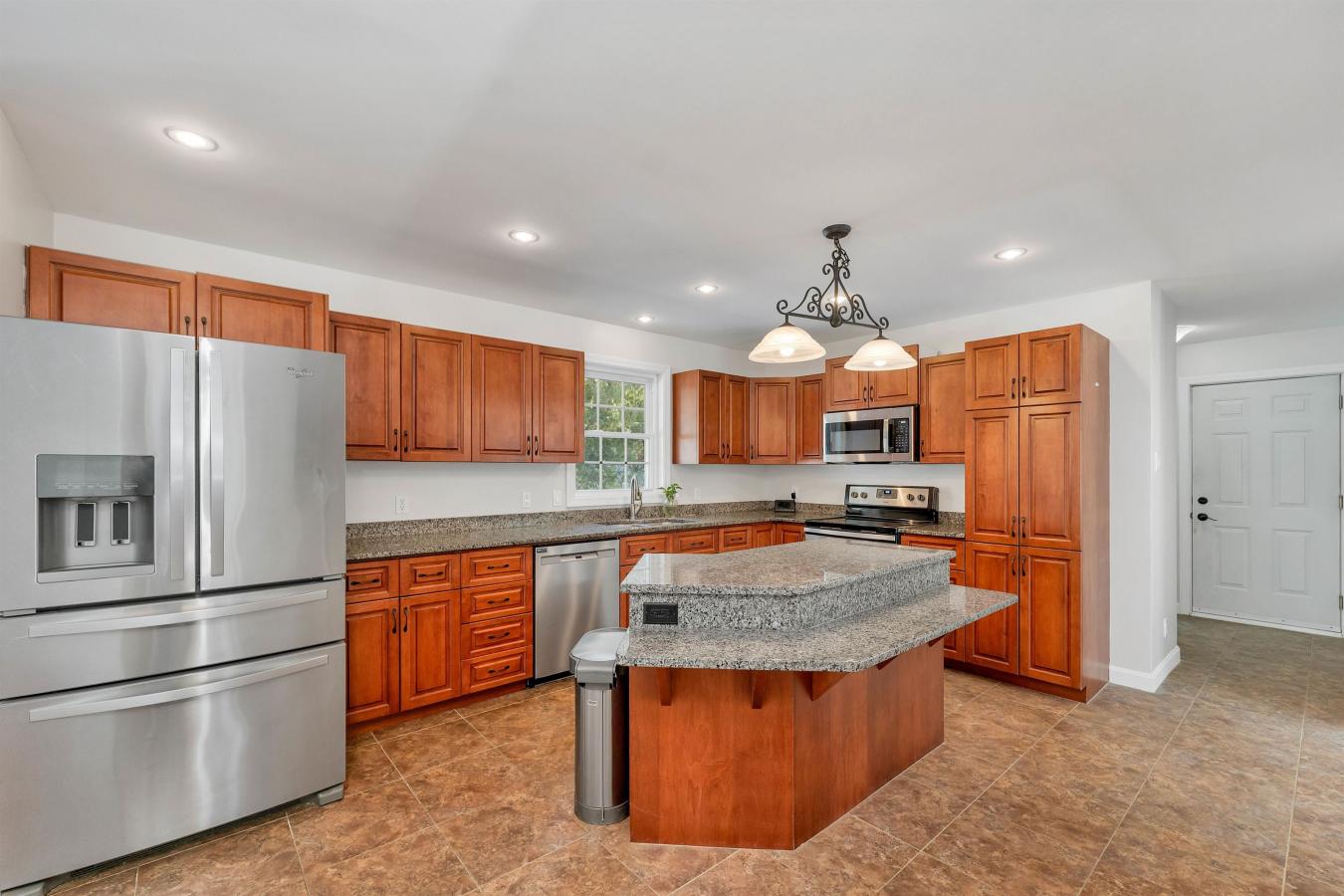 Gilford, New Hampshire, 03249, United States, 3 Bedrooms Bedrooms, ,3 BathroomsBathrooms,Residential,For Sale,1733800