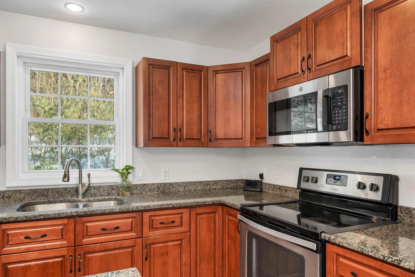 Gilford, New Hampshire, 03249, United States, 3 Bedrooms Bedrooms, ,3 BathroomsBathrooms,Residential,For Sale,1733800