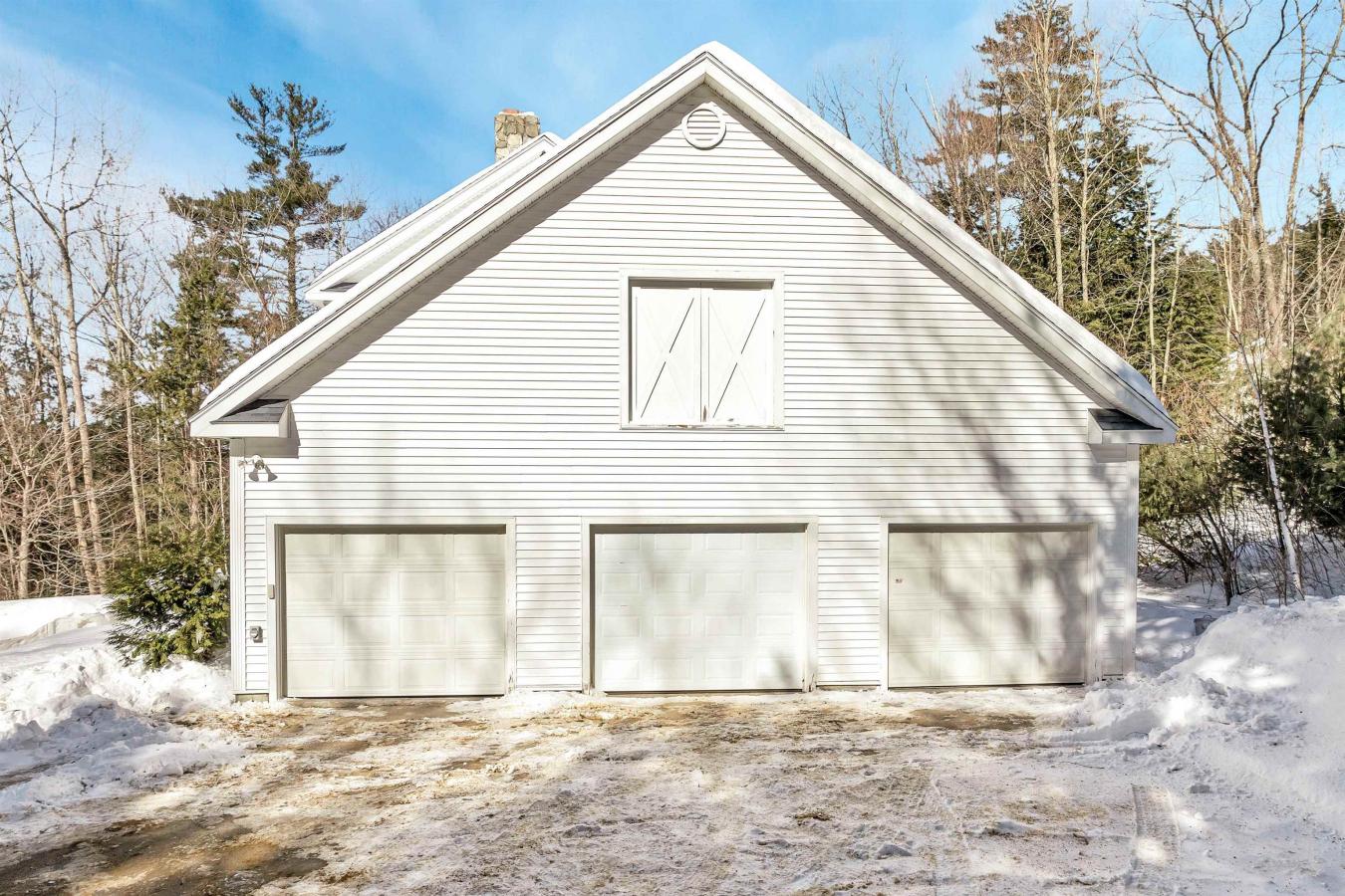 Gilford, New Hampshire, 03249, United States, 3 Bedrooms Bedrooms, ,3 BathroomsBathrooms,Residential,For Sale,1733800
