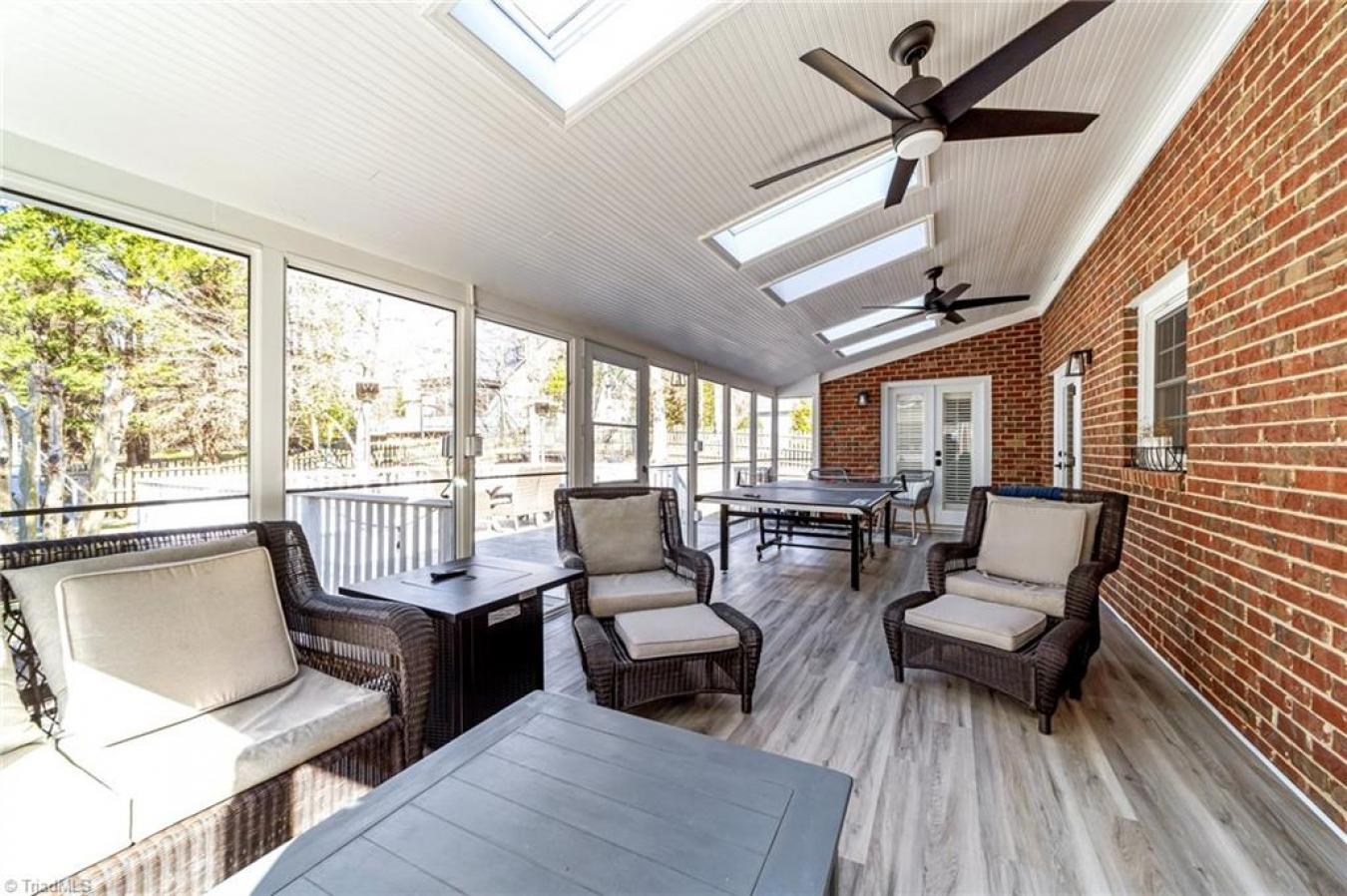 Greensboro, North Carolina, 27408, United States, 4 Bedrooms Bedrooms, ,2 BathroomsBathrooms,Residential,For Sale,1734284