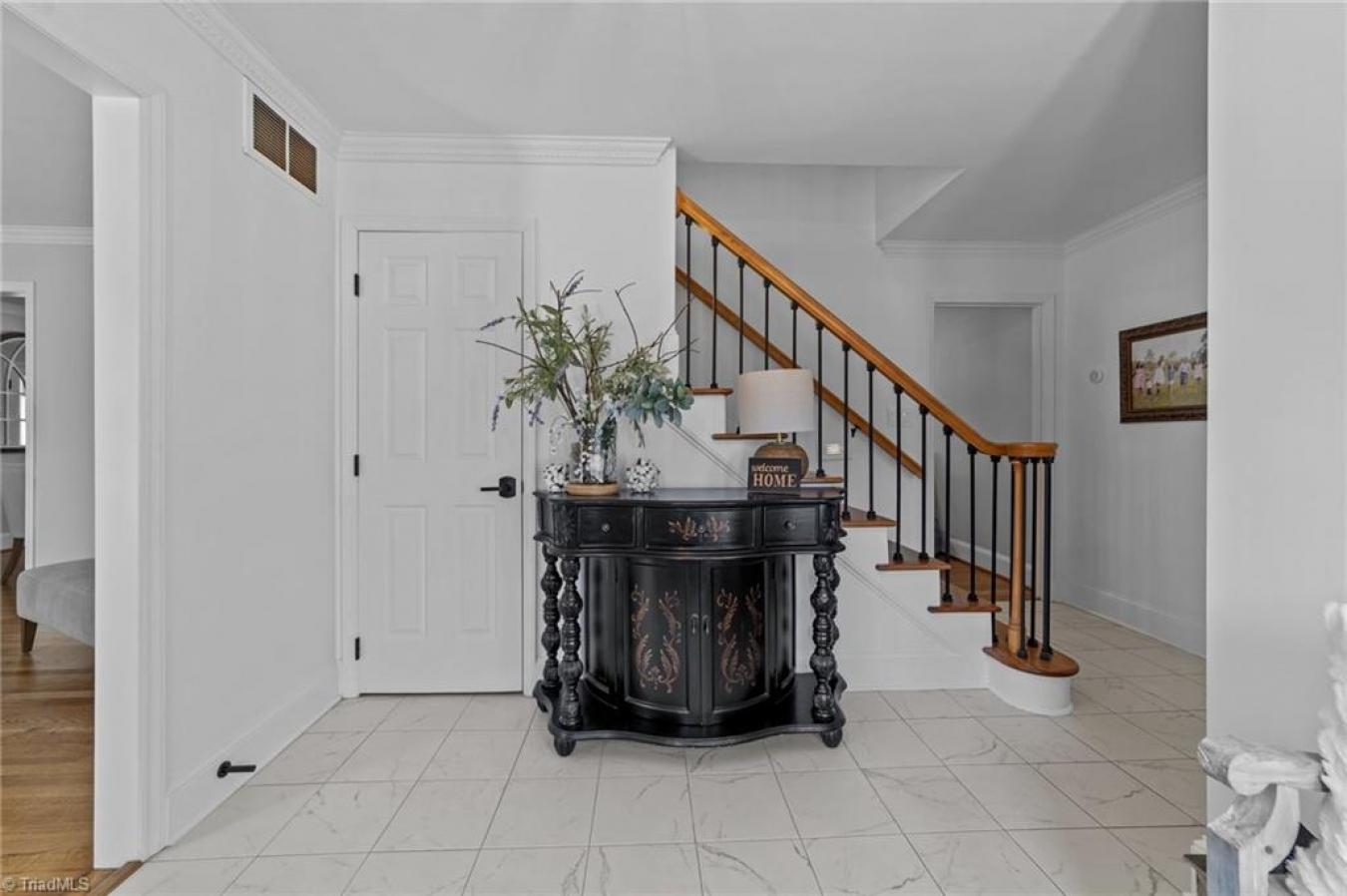 Greensboro, North Carolina, 27408, United States, 4 Bedrooms Bedrooms, ,2 BathroomsBathrooms,Residential,For Sale,1734284