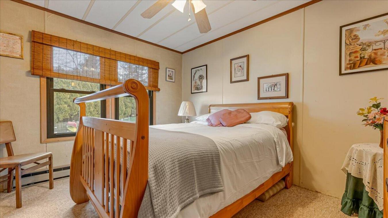 Lake Harmony, Pennsylvania, 18624, United States, 6 Bedrooms Bedrooms, ,3 BathroomsBathrooms,Residential,For Sale,1734274