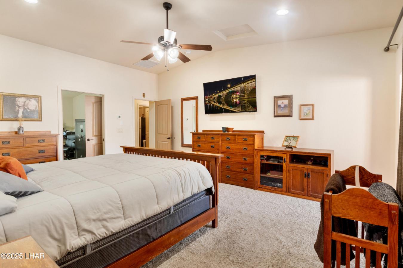 Lake Havasu City, Arizona, 86404, United States, 4 Bedrooms Bedrooms, ,3 BathroomsBathrooms,Residential,For Sale,1941573