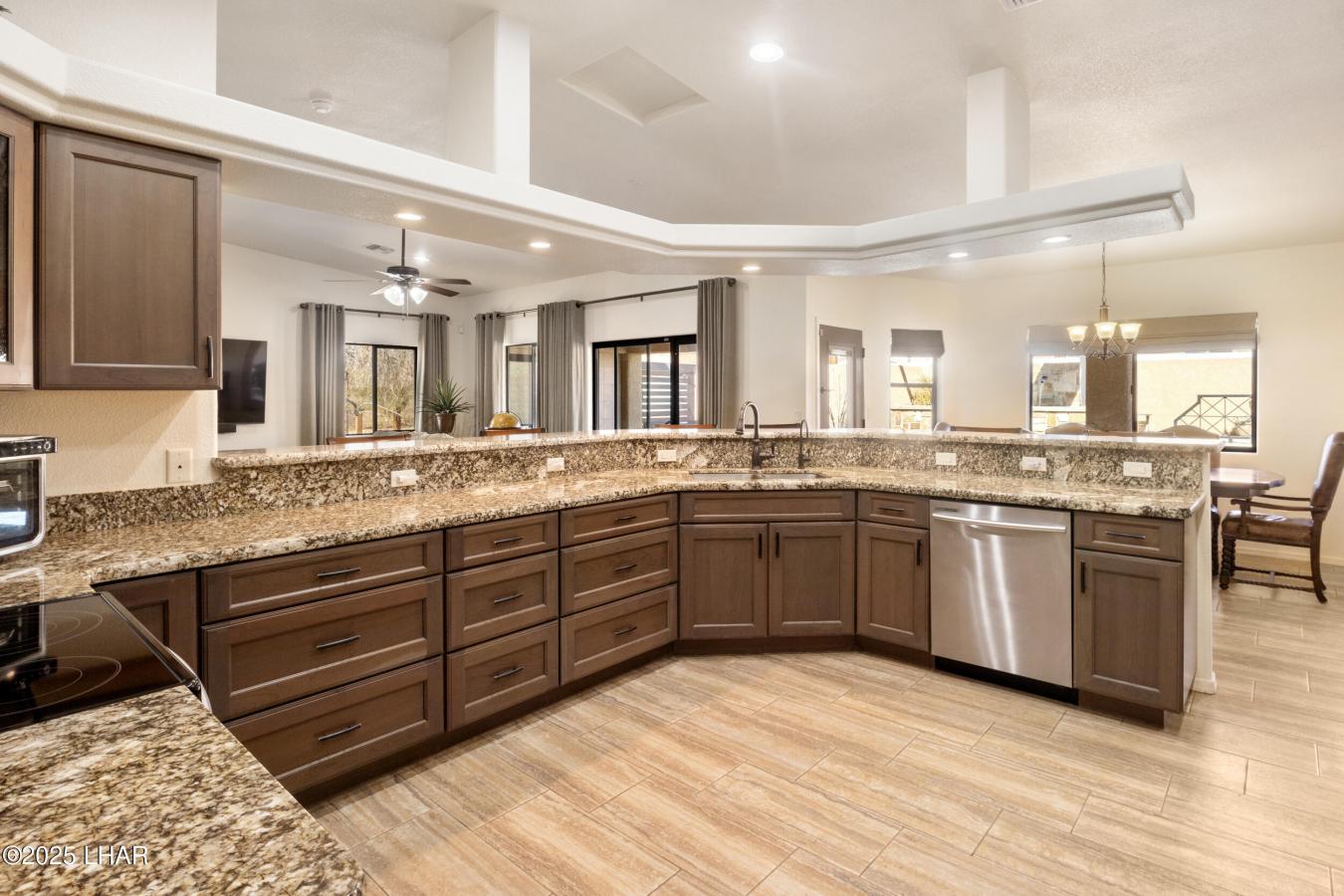 Lake Havasu City, Arizona, 86404, United States, 4 Bedrooms Bedrooms, ,3 BathroomsBathrooms,Residential,For Sale,1941573