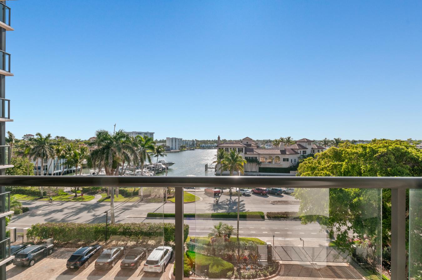 NAPLES, Florida, 34103, United States, 2 Bedrooms Bedrooms, ,2 BathroomsBathrooms,Residential,For Sale,1734271