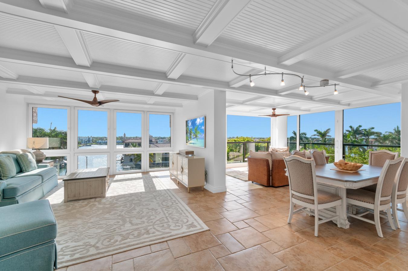 NAPLES, Florida, 34103, United States, 2 Bedrooms Bedrooms, ,2 BathroomsBathrooms,Residential,For Sale,1734271