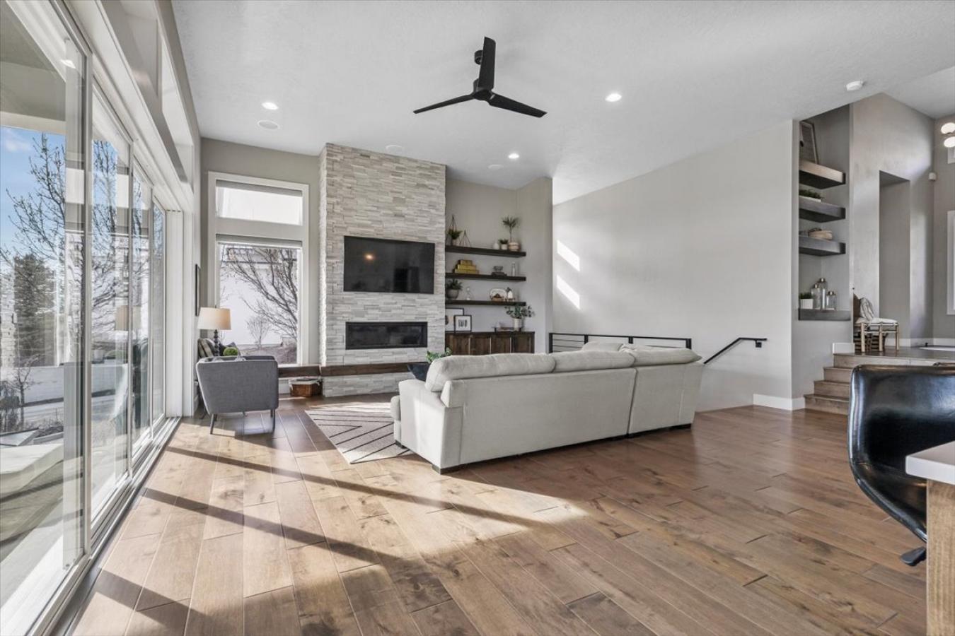 Boise, Idaho, 83716, United States, 4 Bedrooms Bedrooms, ,3 BathroomsBathrooms,Residential,For Sale,1747186