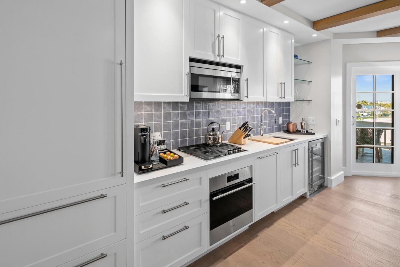 Coronado, California, 92118, United States, 2 Bedrooms Bedrooms, ,2 BathroomsBathrooms,Residential,For Sale,1734266