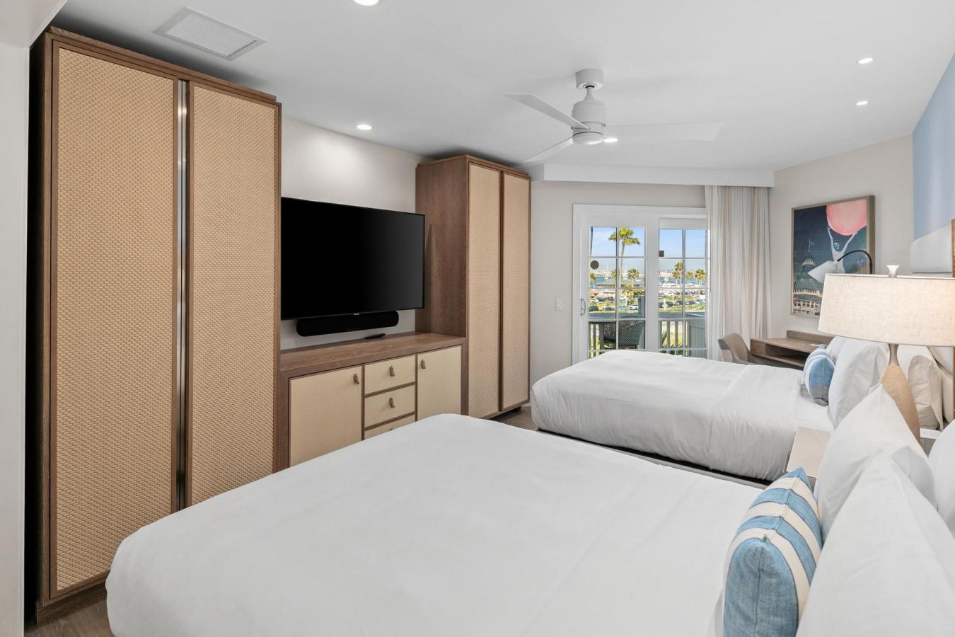 Coronado, California, 92118, United States, 2 Bedrooms Bedrooms, ,2 BathroomsBathrooms,Residential,For Sale,1734266