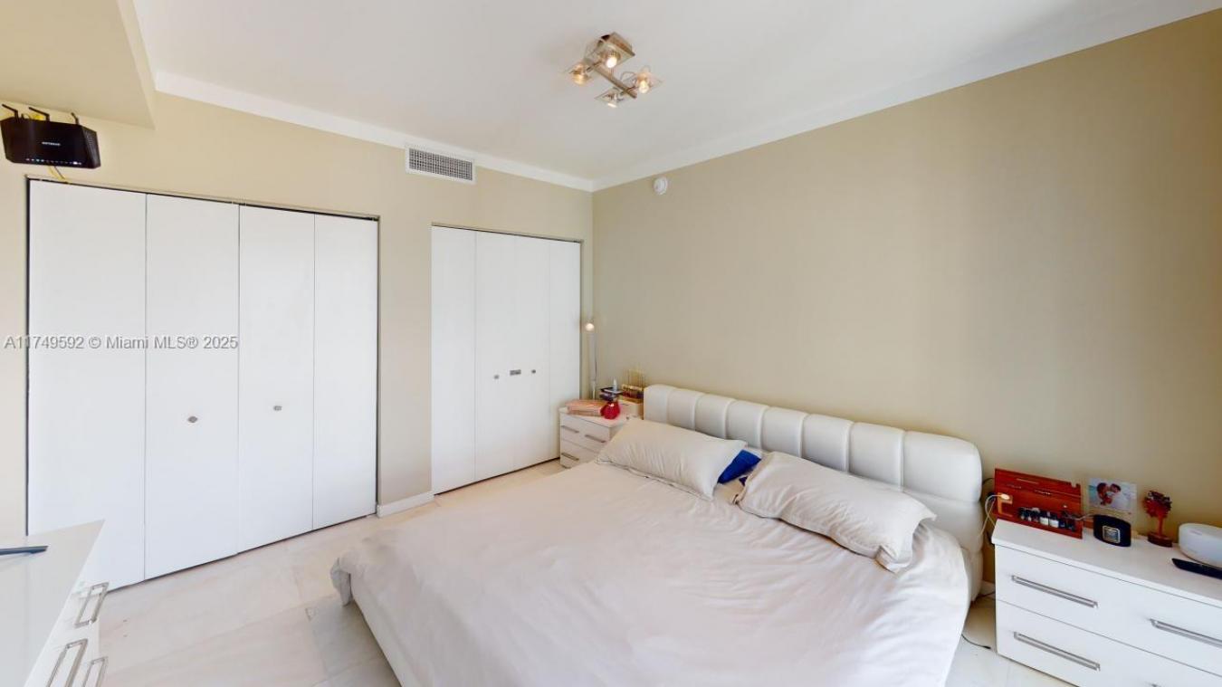Miami, Florida, 33130, United States, 2 Bedrooms Bedrooms, ,2 BathroomsBathrooms,Residential,For Sale,1734264