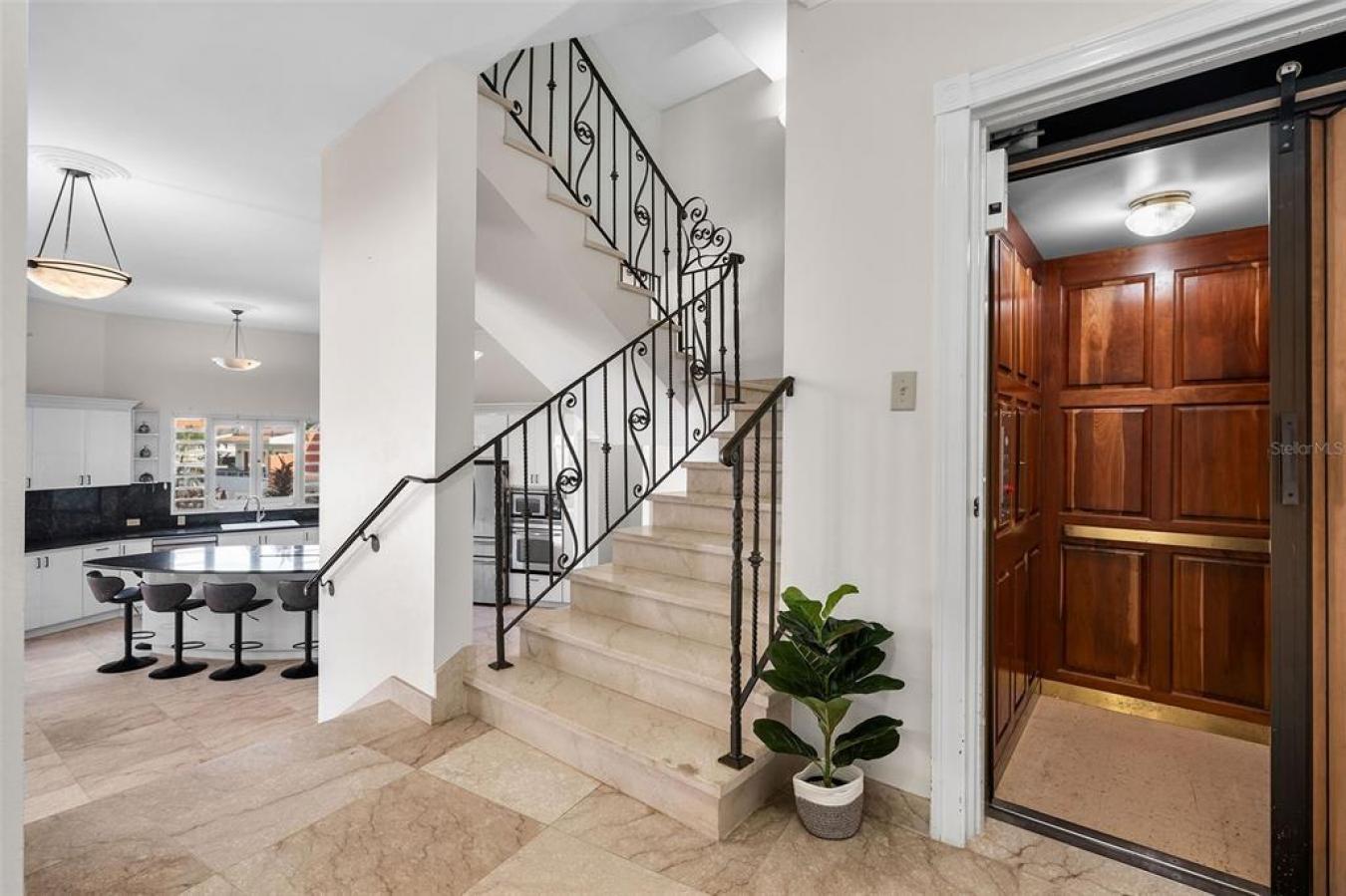 Humacao, 00791, Puerto Rico, 4 Bedrooms Bedrooms, ,5 BathroomsBathrooms,Residential,For Sale,1734261