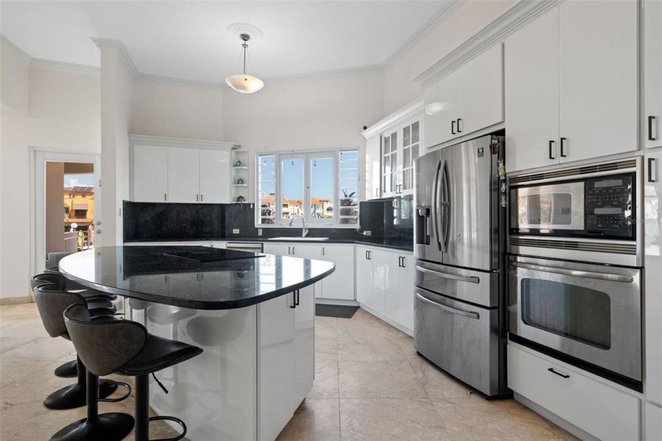 Humacao, 00791, Puerto Rico, 4 Bedrooms Bedrooms, ,5 BathroomsBathrooms,Residential,For Sale,1734261