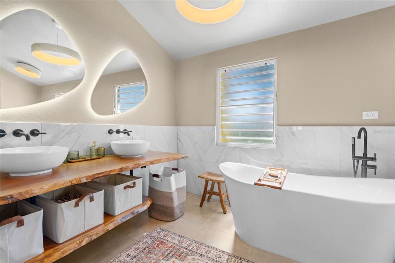 Humacao, 00791, Puerto Rico, 4 Bedrooms Bedrooms, ,5 BathroomsBathrooms,Residential,For Sale,1734261