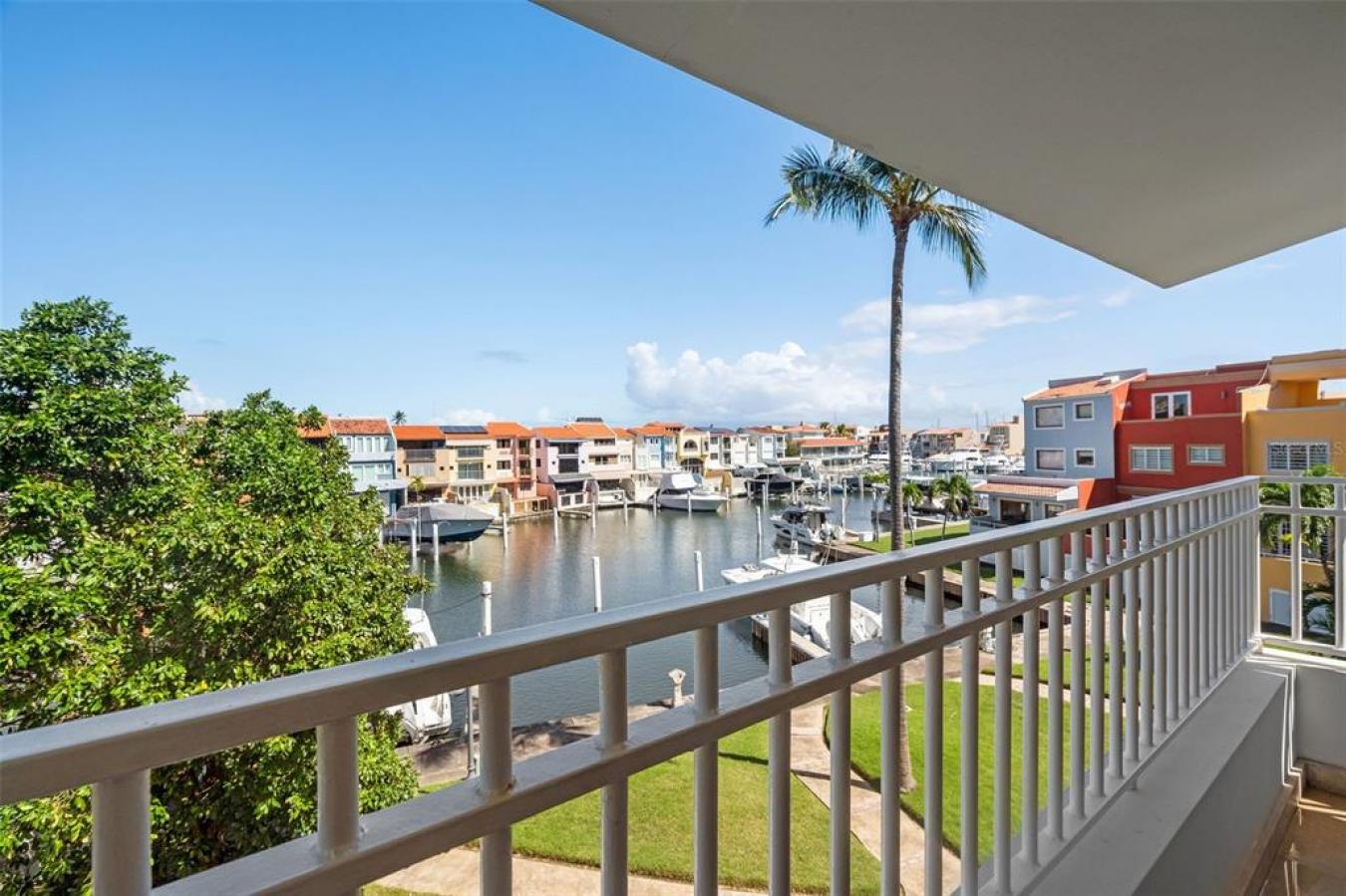 Humacao, 00791, Puerto Rico, 4 Bedrooms Bedrooms, ,5 BathroomsBathrooms,Residential,For Sale,1734261