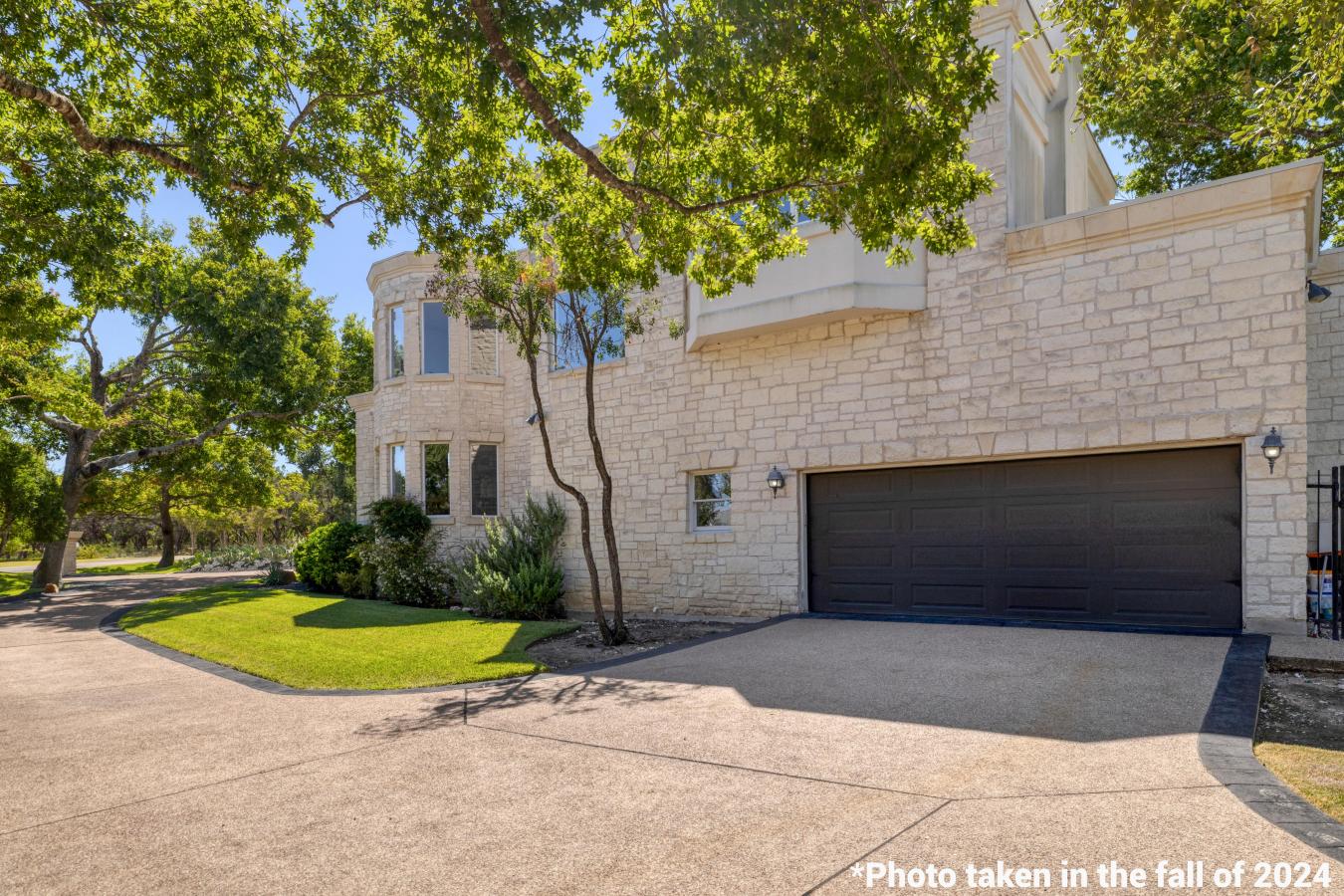 Austin, Texas, 78735, United States, 3 Bedrooms Bedrooms, ,3 BathroomsBathrooms,Residential,For Sale,1734259