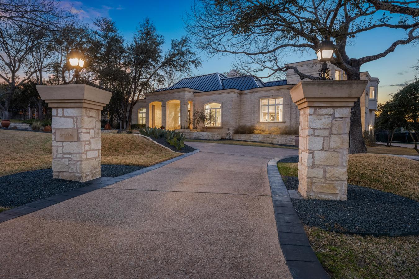 Austin, Texas, 78735, United States, 3 Bedrooms Bedrooms, ,3 BathroomsBathrooms,Residential,For Sale,1734259