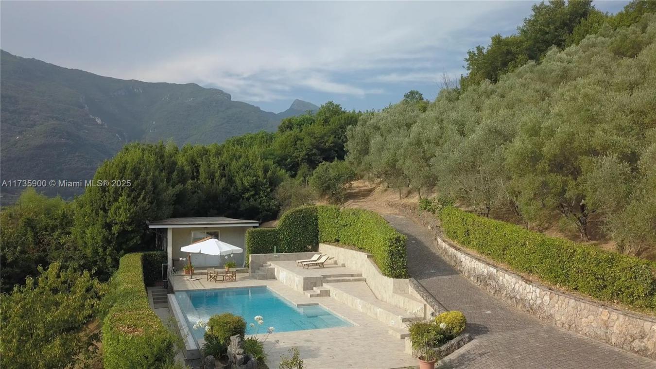 Lake City, Minnesota, 55041, United States, 5 Bedrooms Bedrooms, ,6 BathroomsBathrooms,Residential,For Sale,1734780