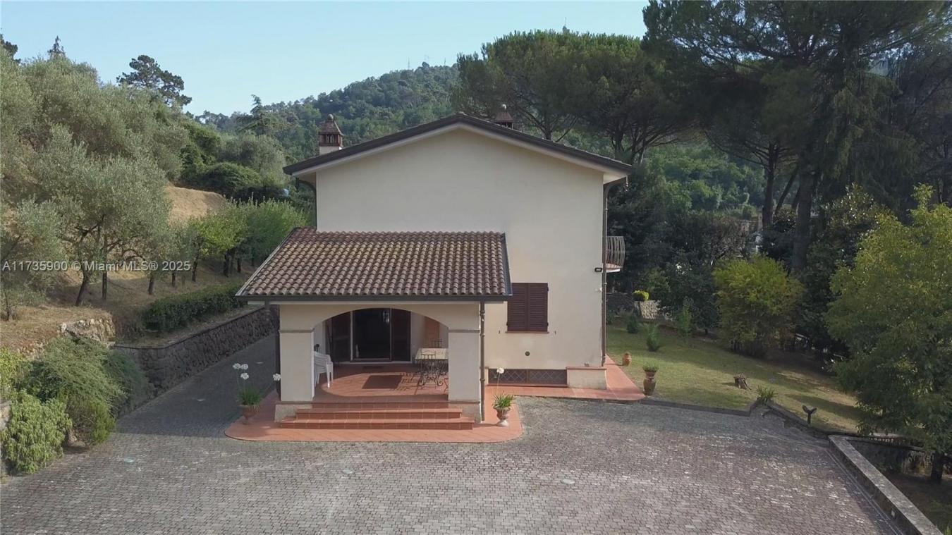 Lake City, Minnesota, 55041, United States, 5 Bedrooms Bedrooms, ,6 BathroomsBathrooms,Residential,For Sale,1734780