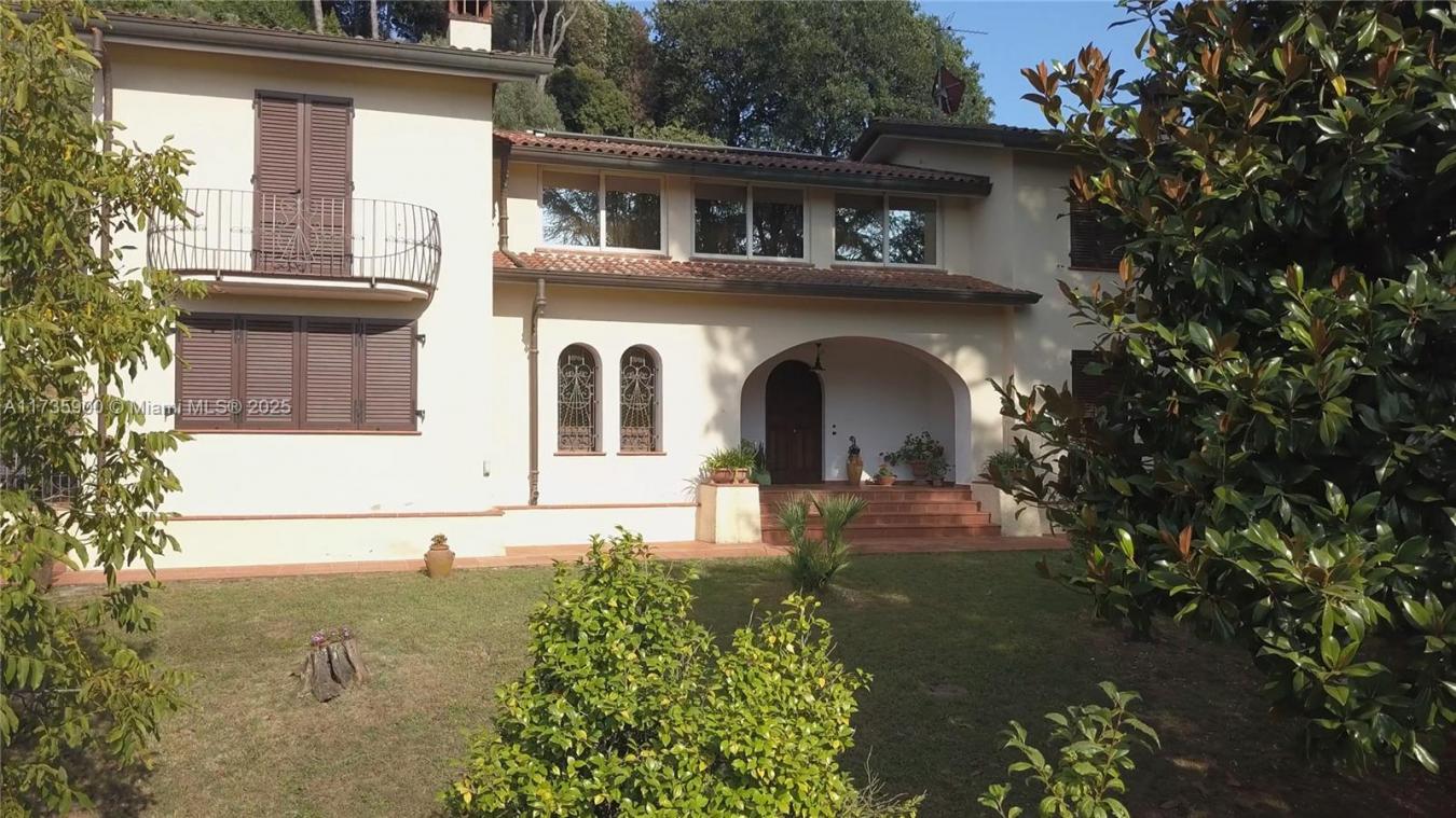 Lake City, Minnesota, 55041, United States, 5 Bedrooms Bedrooms, ,6 BathroomsBathrooms,Residential,For Sale,1734780