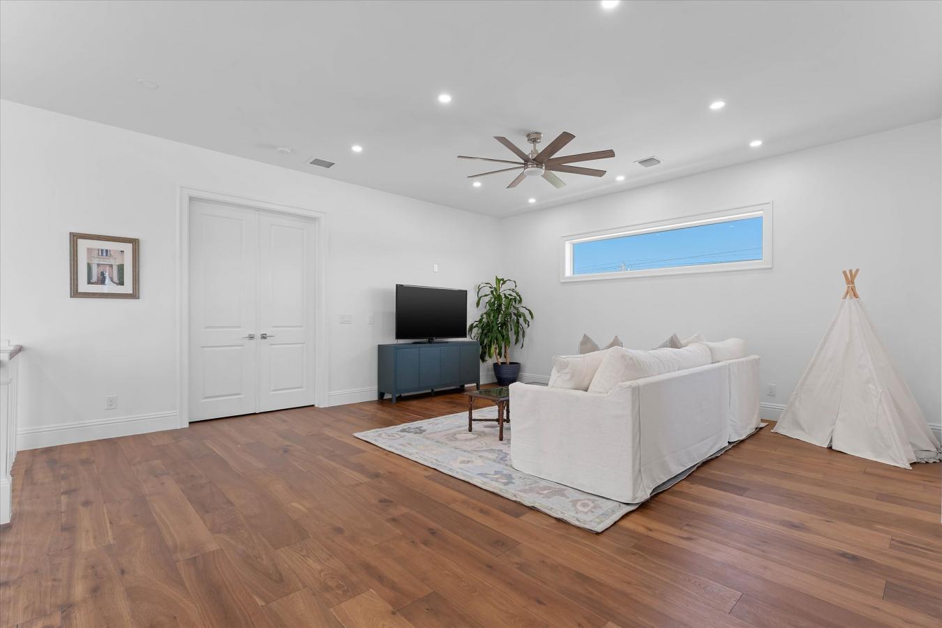 Boca Raton, Florida, 33432, United States, 5 Bedrooms Bedrooms, ,4 BathroomsBathrooms,Residential,For Sale,1734776